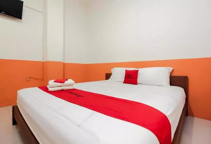 ペンション Reddoorz Near Jalan Jendral Sudirman Manado