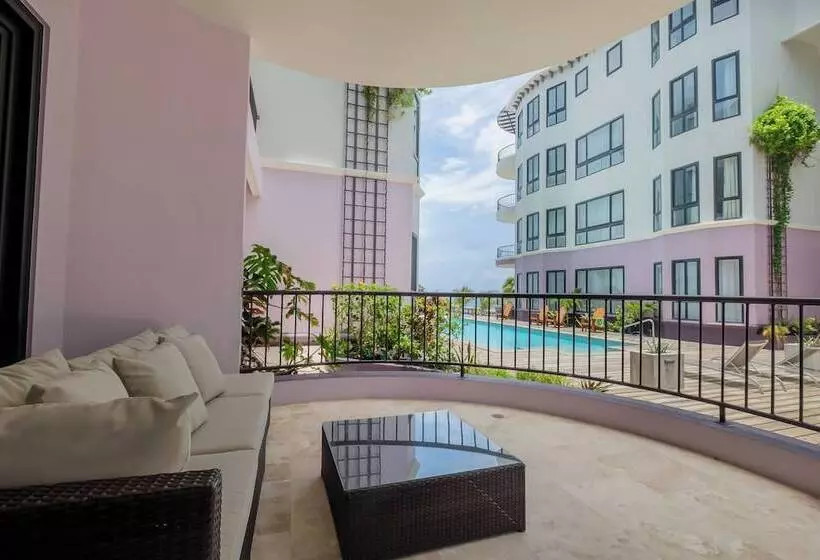 Diamante Beachfront Suites