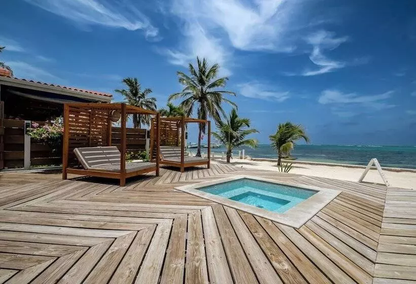 Diamante Beachfront Suites