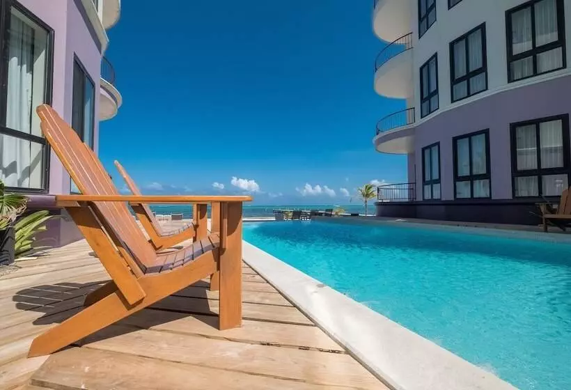 Diamante Beachfront Suites