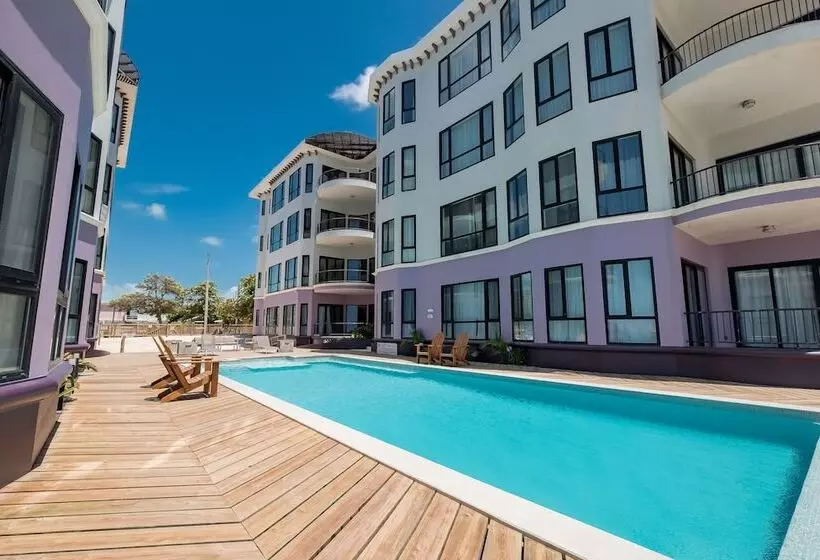 Diamante Beachfront Suites