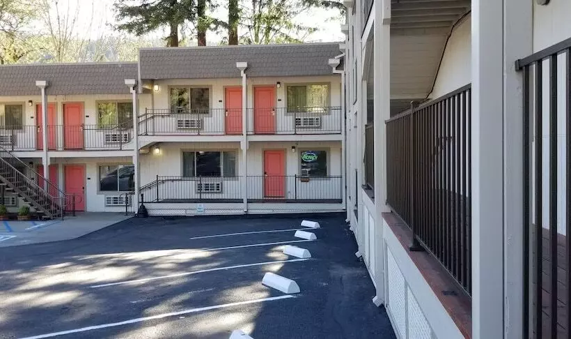 Motelli The Northern Inn