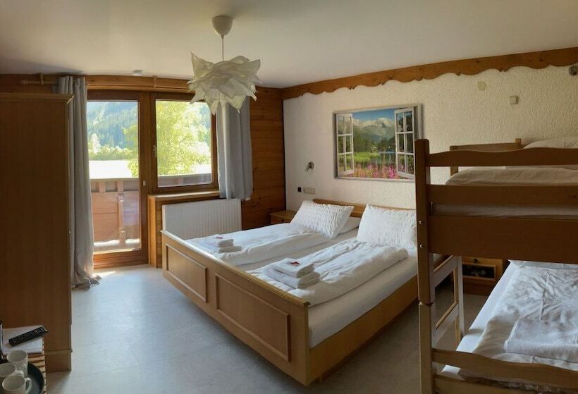 ペンション Wildrose