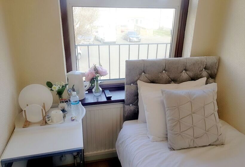 Bed and Breakfast Cogie Abode