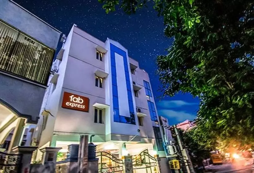 Fabhotel Aditya Yatri Nivas Nr Tirupati Railway Station