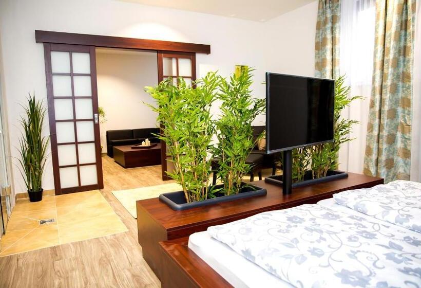 酒店 Plus Punkt Private Spa