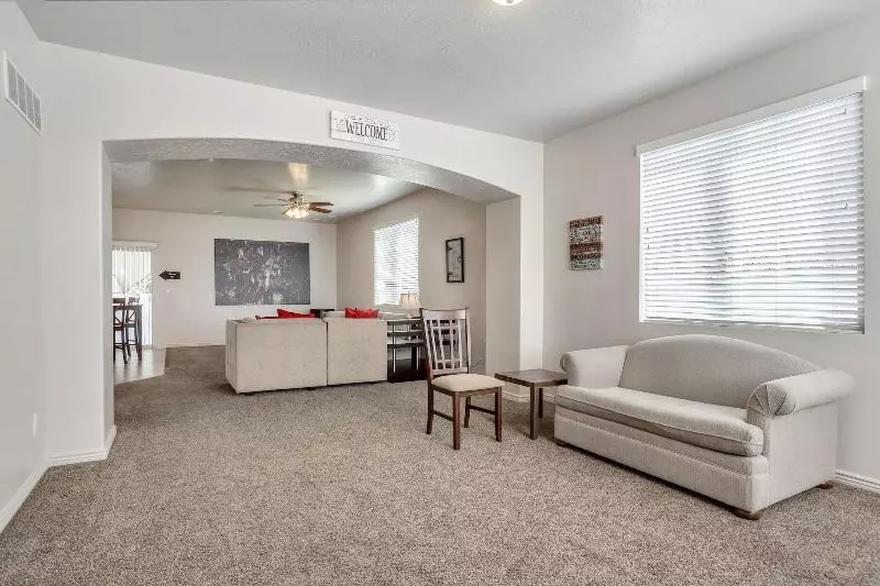 ペンション Spacious & New Guesthouse In Orem/provo