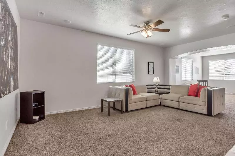 ペンション Spacious & New Guesthouse In Orem/provo
