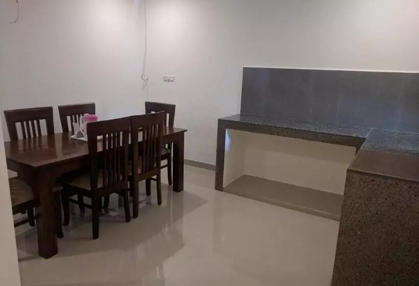 تختخواب و صبحانه Pride Home