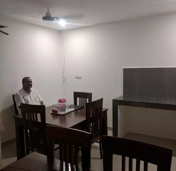 تختخواب و صبحانه Pride Home