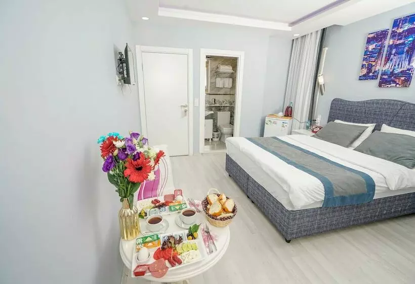 تختخواب و صبحانه Robin Hood