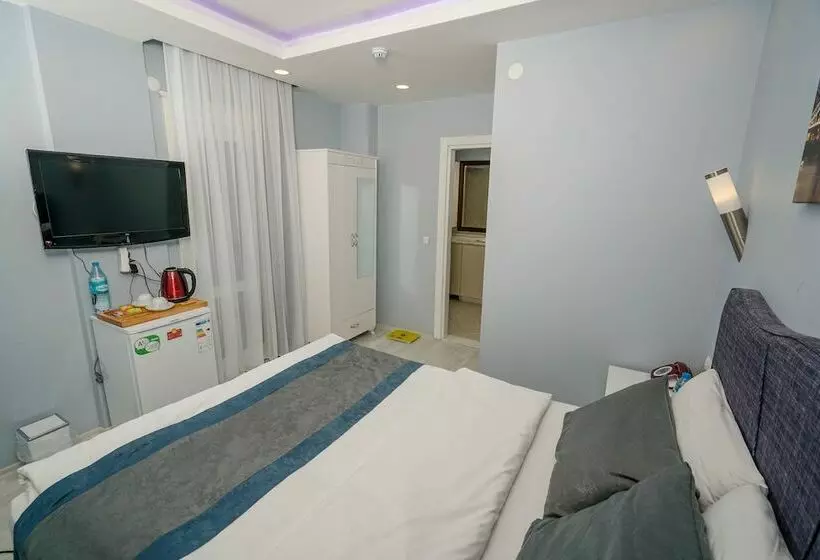 تختخواب و صبحانه Robin Hood