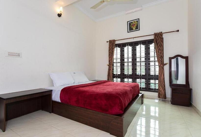 فندق Enroute Thekkady