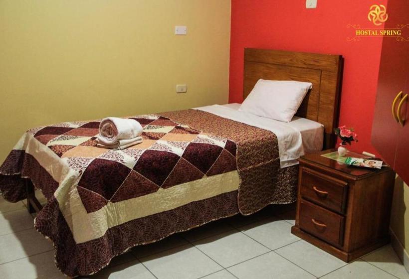 پانسیون Hostal Spring Ii