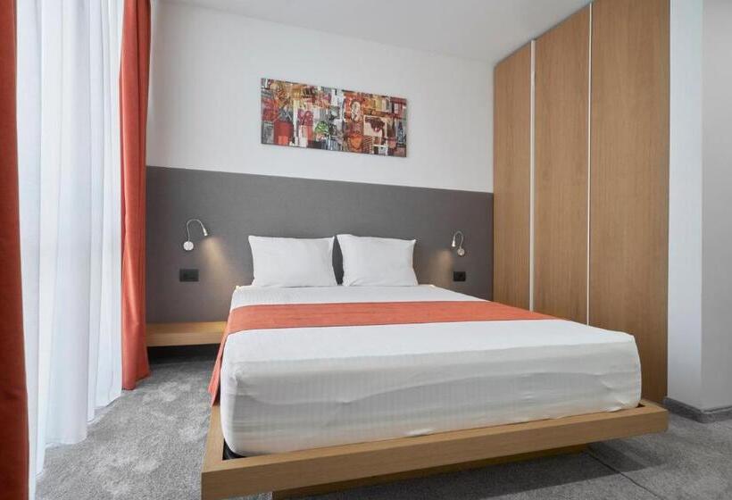 Adella Boutique Hotel   Free Secured Parking