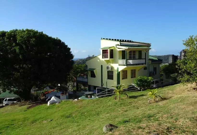 تختخواب و صبحانه Little Palace Bnb