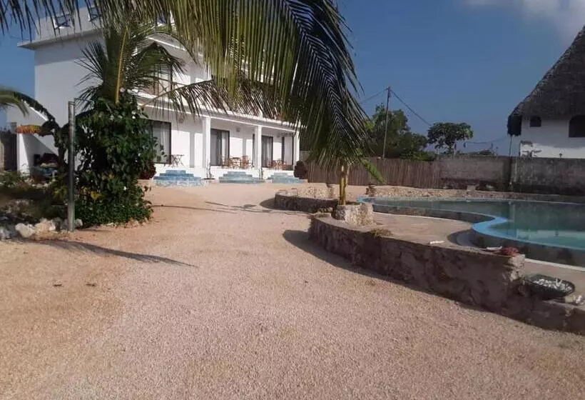 ホテル Lucrezia's Garden Zanzibar