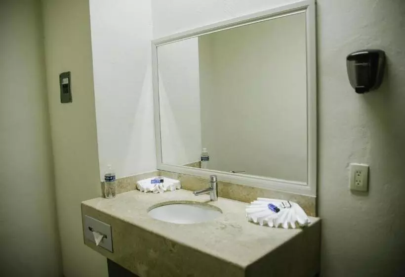 ホテル Tres Soles