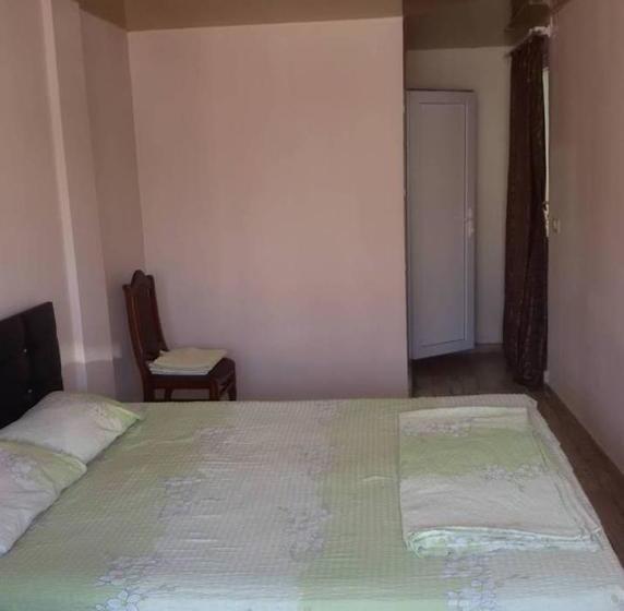 پانسیون Luiza