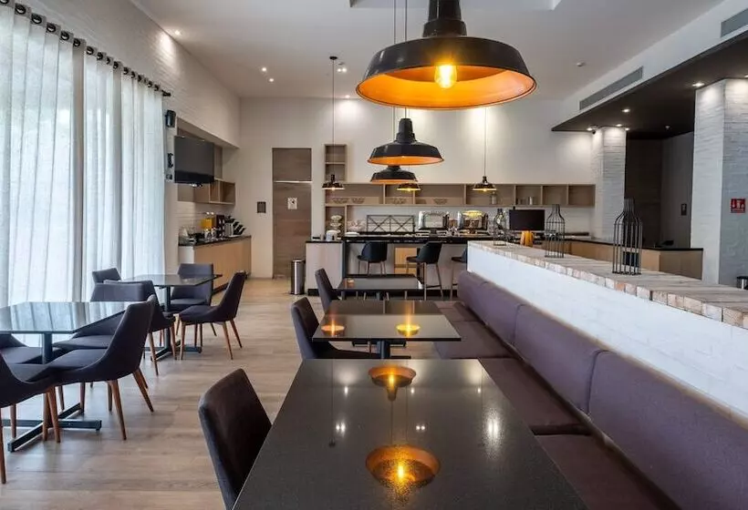 Hotelli Staybridge Suites   Villahermosa Tabasco, An Ihg