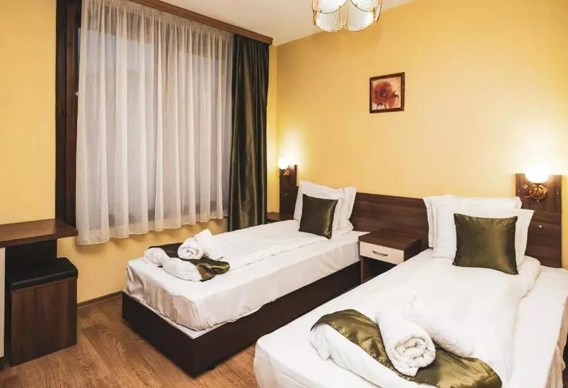 ペンション Sky Garden House