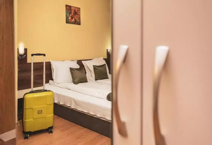 ペンション Sky Garden House