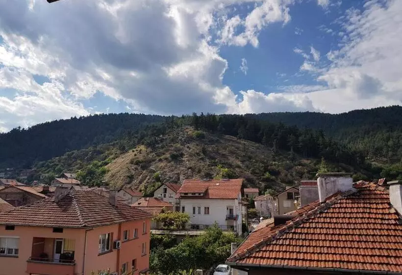 ペンション Sky Garden House