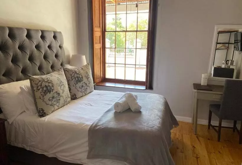 Aamiaismajoitus (B&B) Olive Tree Lodge