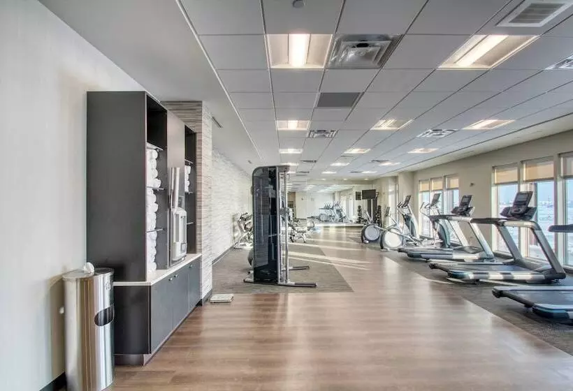 هتل Courtyard By Marriott Fargo