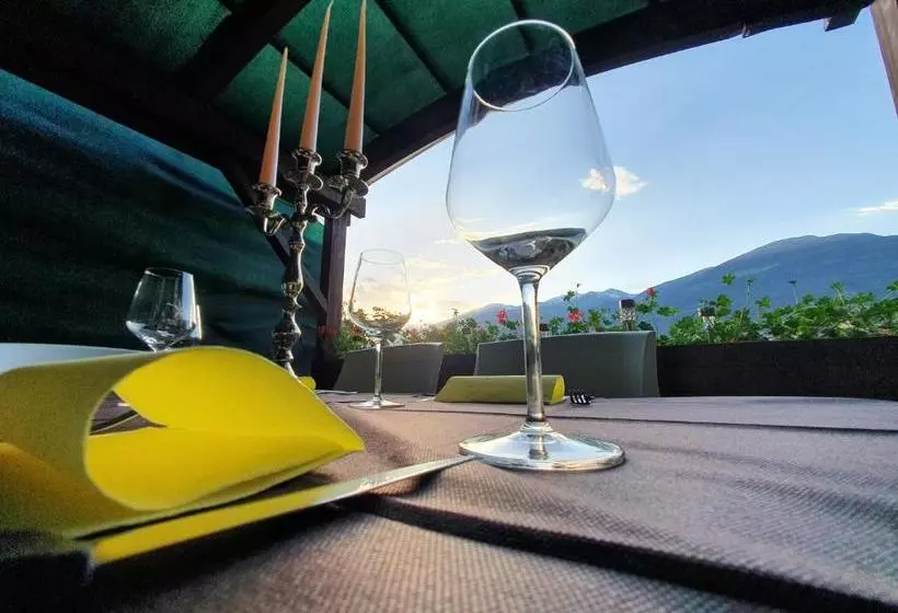 Hotelli Ristorante Château