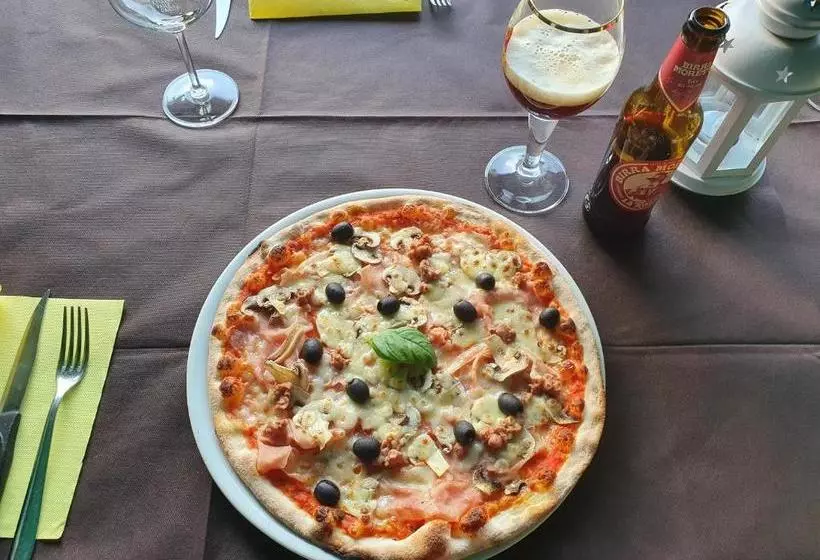 Hotelli Ristorante Château