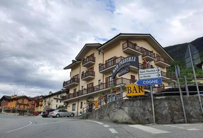 Hotelli Ristorante Château