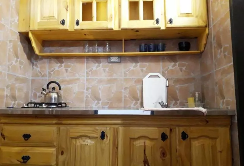 ペンション Aimara Apartamentos Y Habitaciones