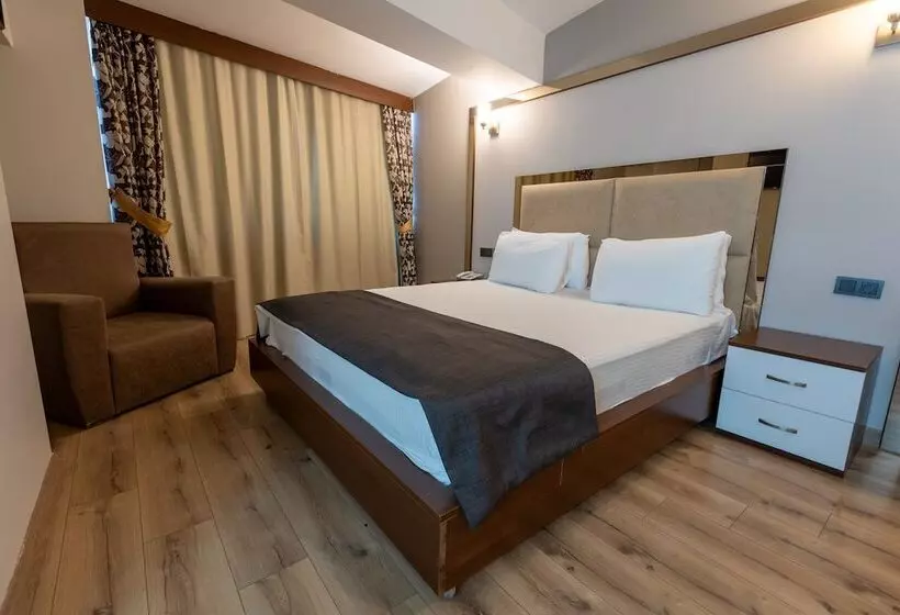 هتل Asia Business Suites