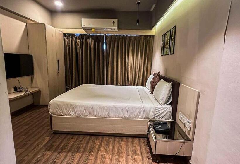 فندق Ambition Studio Apartment At Weekend Address