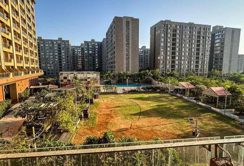 فندق Ambition Studio Apartment At Weekend Address