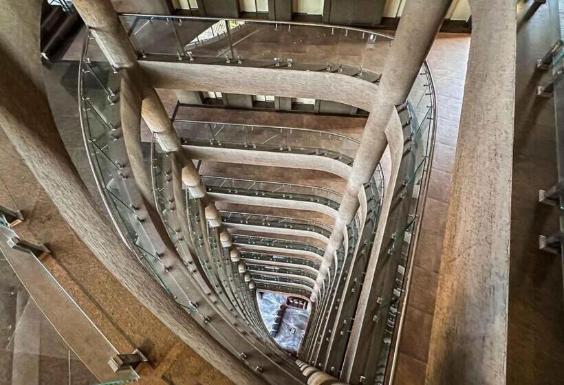 فندق Ambition Studio Apartment At Weekend Address