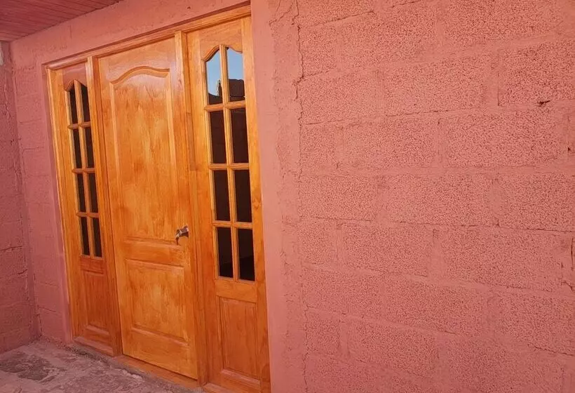 پانسیون Hostal Apanantor 1