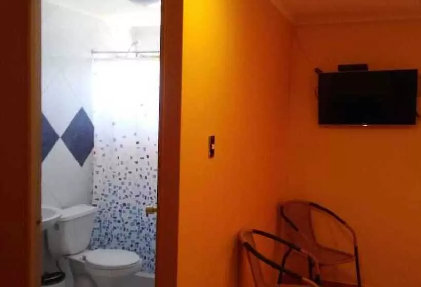 پانسیون Hostal Apanantor 1
