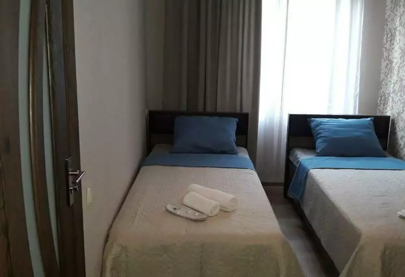 پانسیون Mango Guesthouse