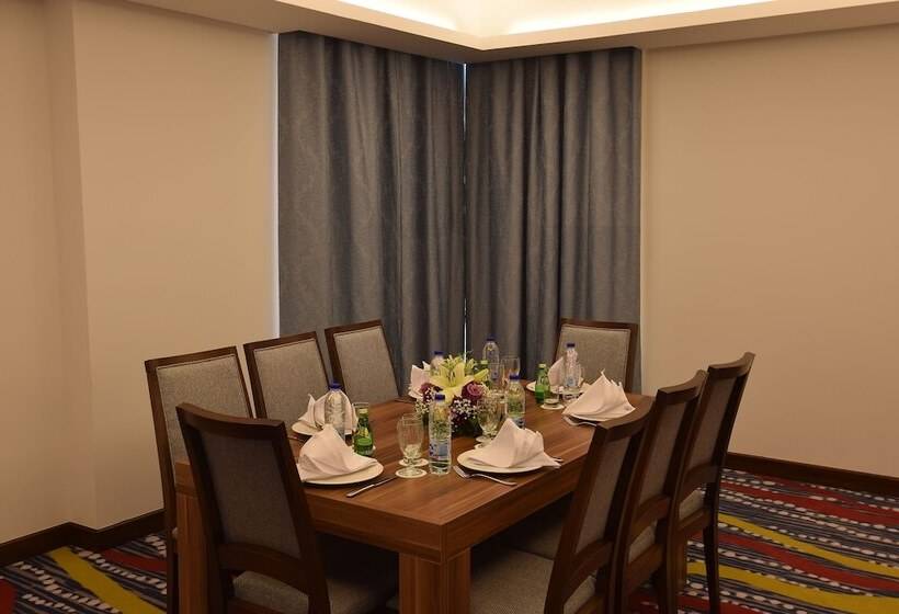 ホテル Ruve Jeddah