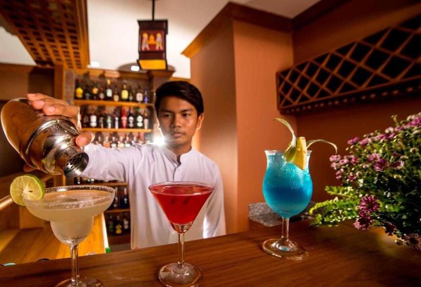 هتل Royal Aykare Lodge