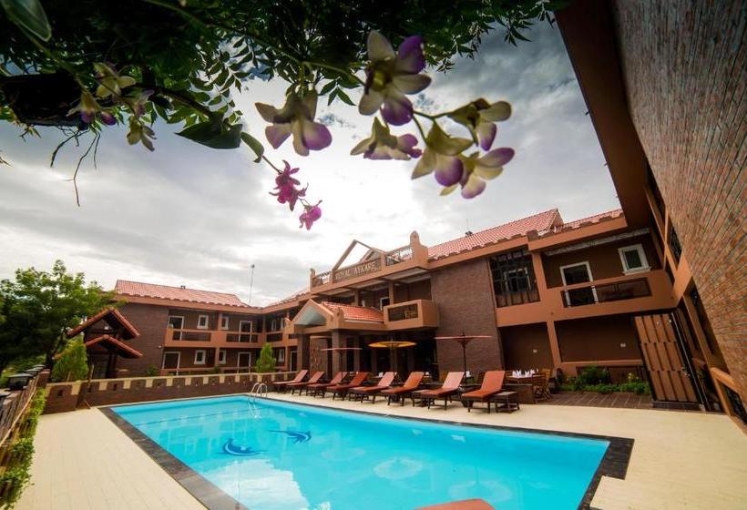 هتل Royal Aykare Lodge