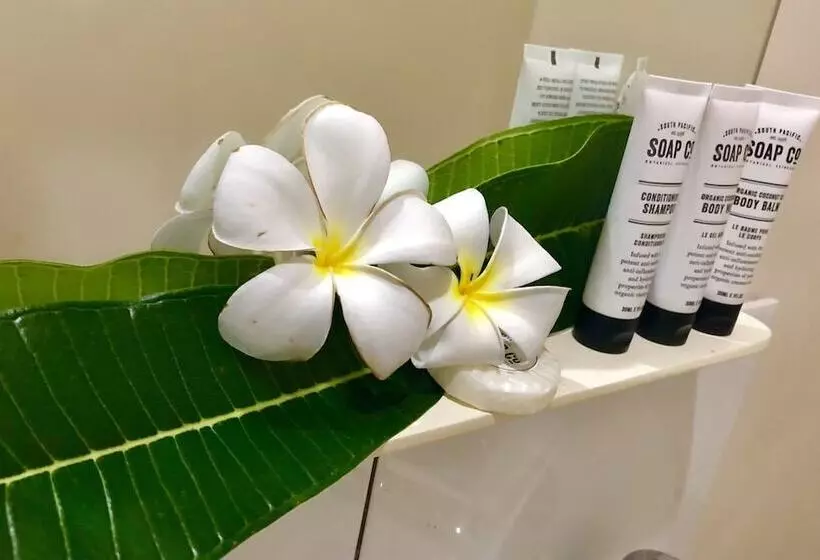 ホテル The White House