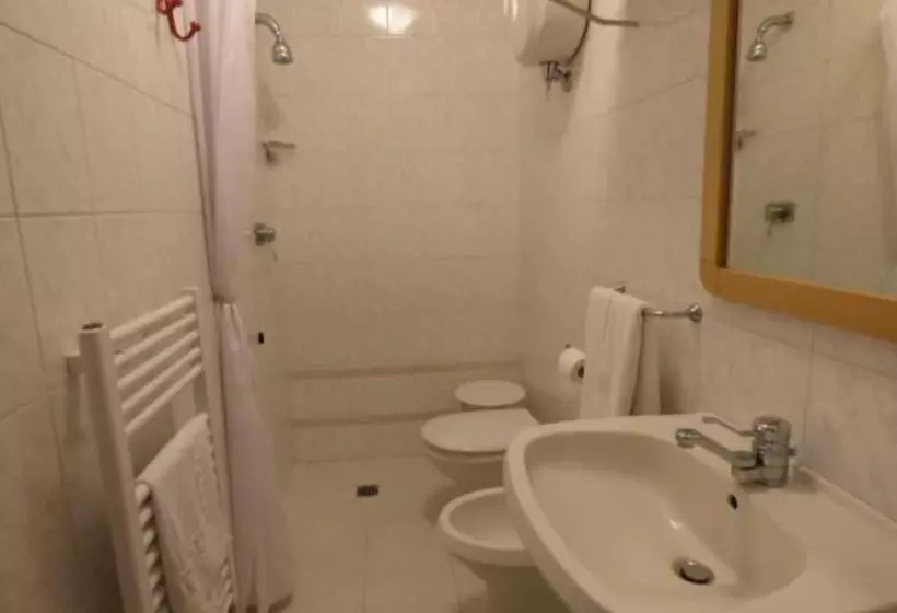 Il Bersagliere  Dependance Hotel La Pace