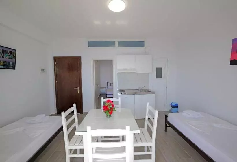 Majatalo Eduard Lagji Apartament