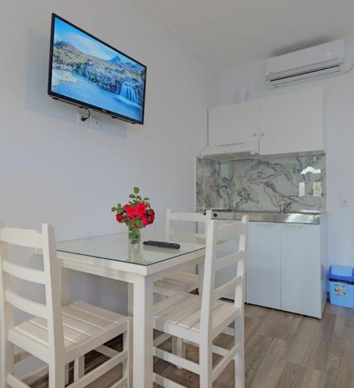 膳宿费 Eduard Lagji Apartament