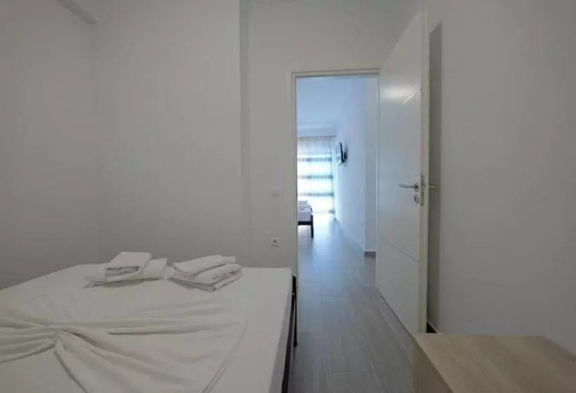 Majatalo Eduard Lagji Apartament