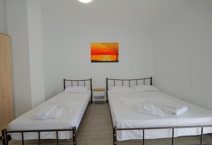 膳宿费 Eduard Lagji Apartament