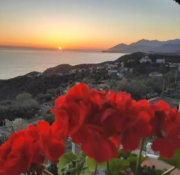 Majatalo Eduard Lagji Apartament